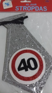 Kravata stříbrná 40